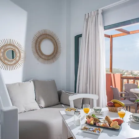 Hotel Diamond Village &