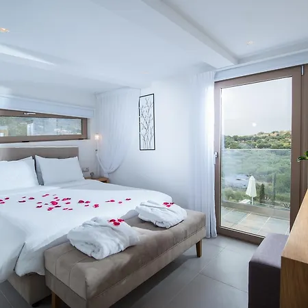 Hotel Diamond Village & Hersonissos (Crete)